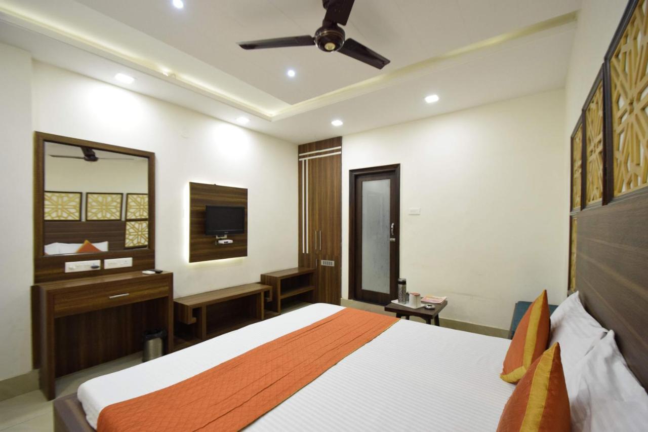 Hotel Atlantic Alwar Exterior photo