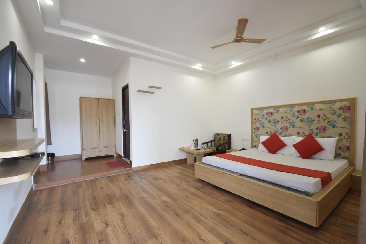 Hotel Atlantic Alwar Exterior photo